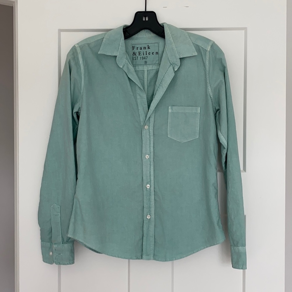 Frank & Eileen Barry green size small